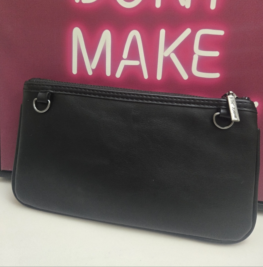 Torrid Betsey Johnson Black 🗽 Sparkle Convertible Clutch Crossbody Bag EUC - Picture 3 of 9